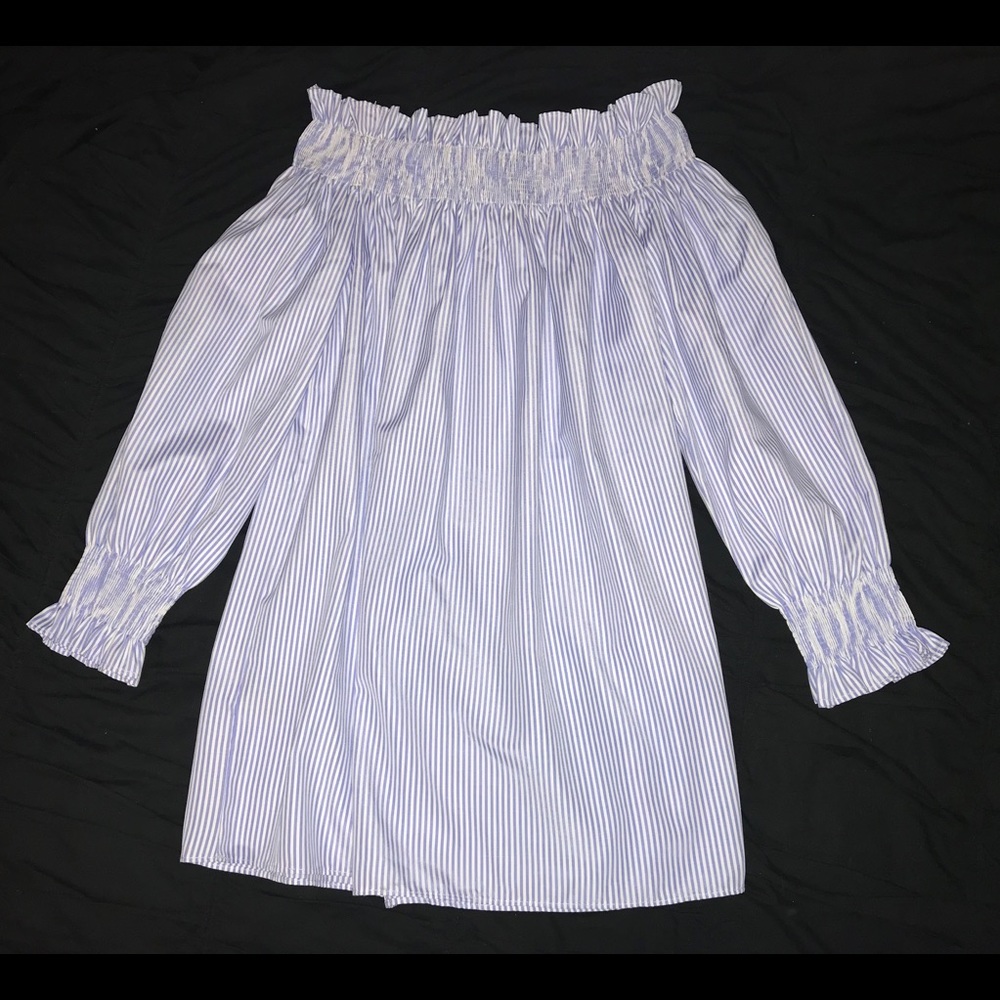 FOREVER 21 SEERSUCKER SHIRT